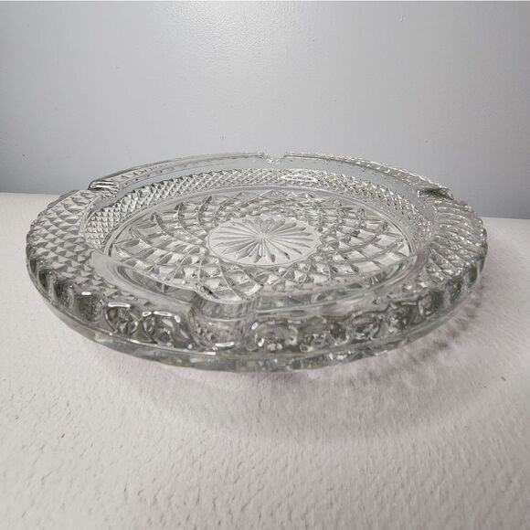 Large 8 3/8" ASHTRAY Vintage Wexford Anchor Hocking Pressed Glass Ashtray - Picture 2 of 5